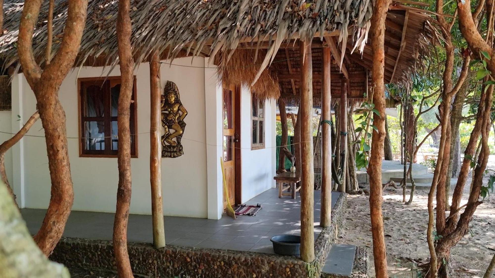 Sunboo Beach Bungalows Koh Rong Sanloem Exterior foto